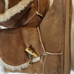 Bjorndal "Joey" brown suede short boots, real wool & imi fur lining. Sz 11